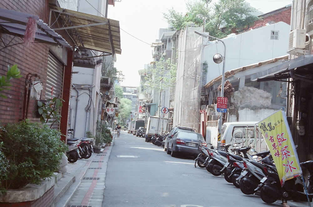 Lomography
