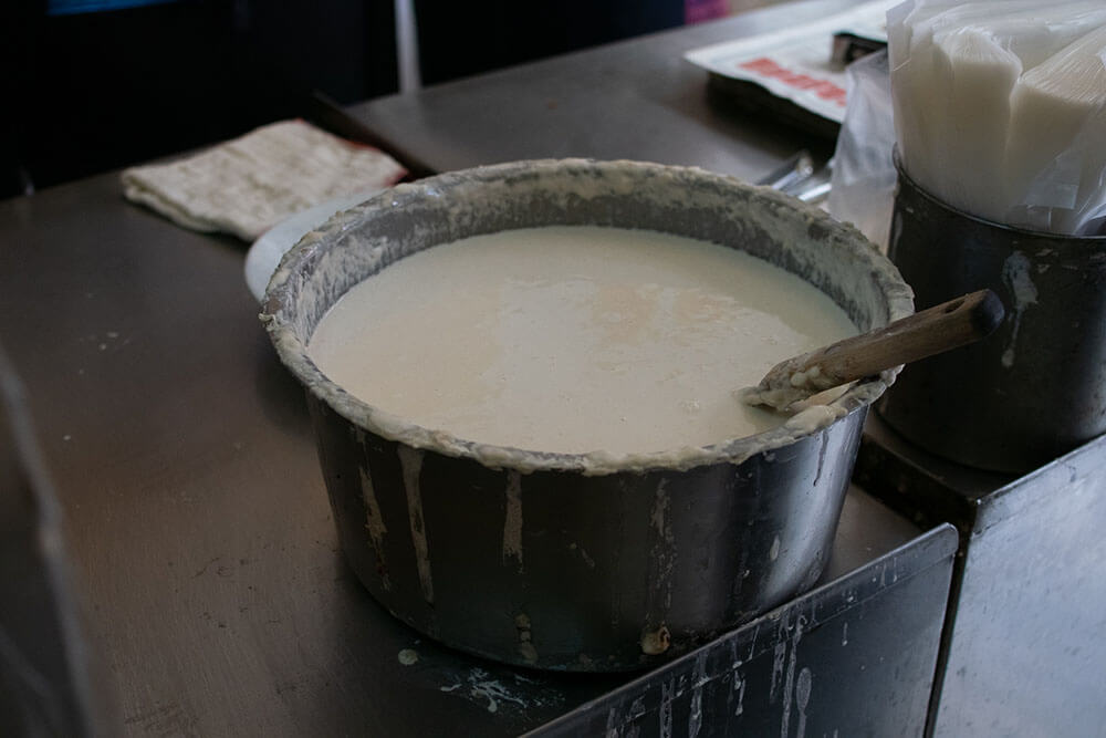 蛋餅の皮の元になる液