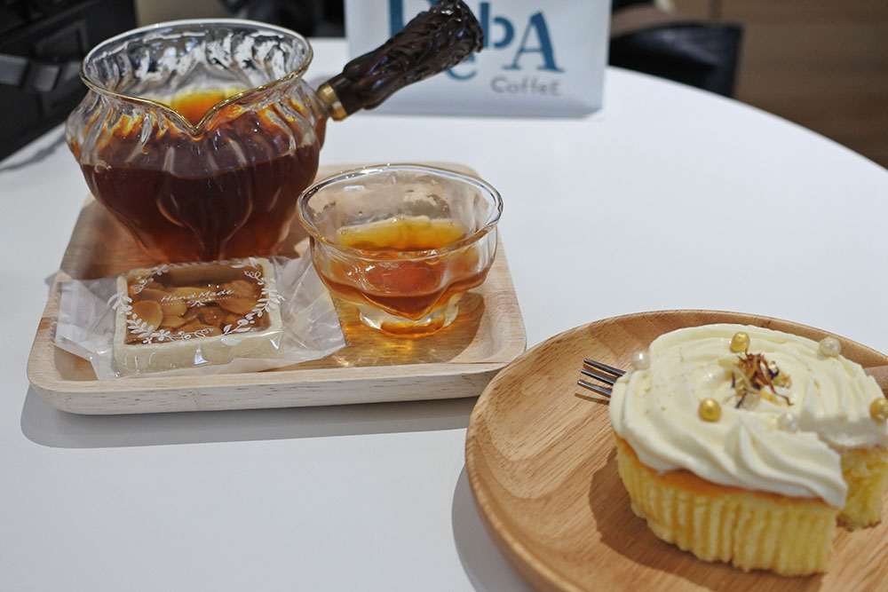 雷巴咖啡のコーヒーとスイーツ