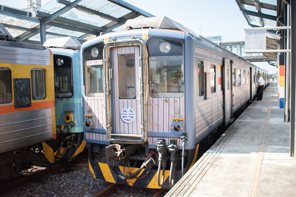 山歌列車の外観